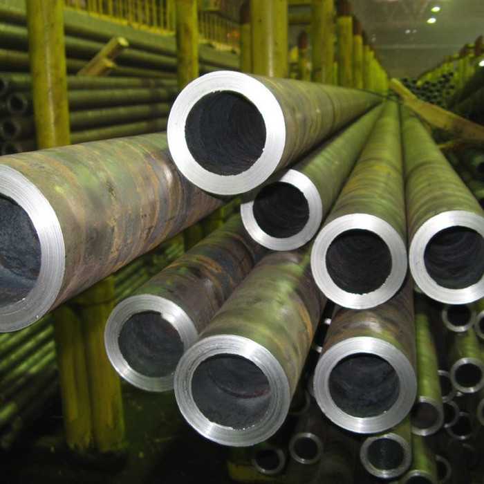 Труба бесшовная горячедеформированная 108х22 мм